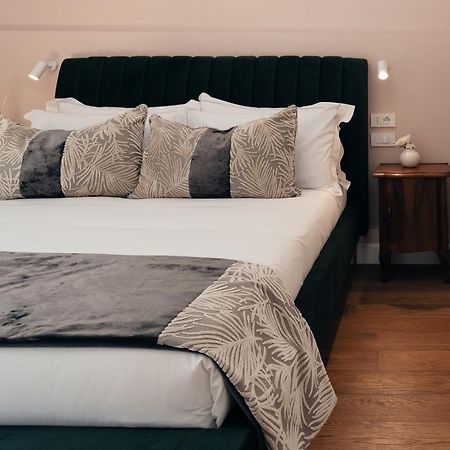 Naman Hotellerie - Monti Rome Luaran gambar