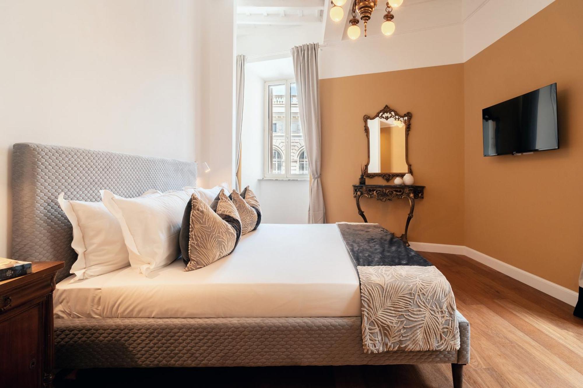 Naman Hotellerie - Monti Rome Luaran gambar