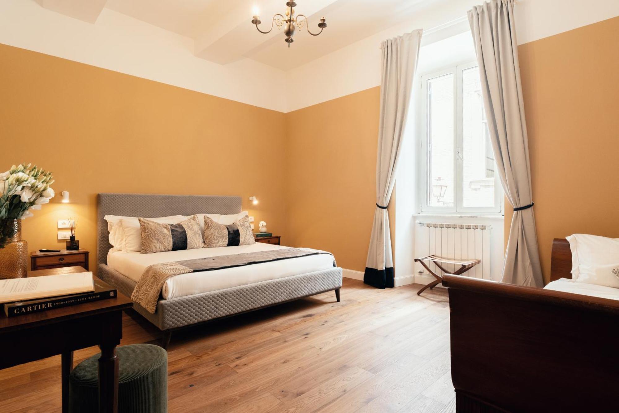 Naman Hotellerie - Monti Rome Luaran gambar