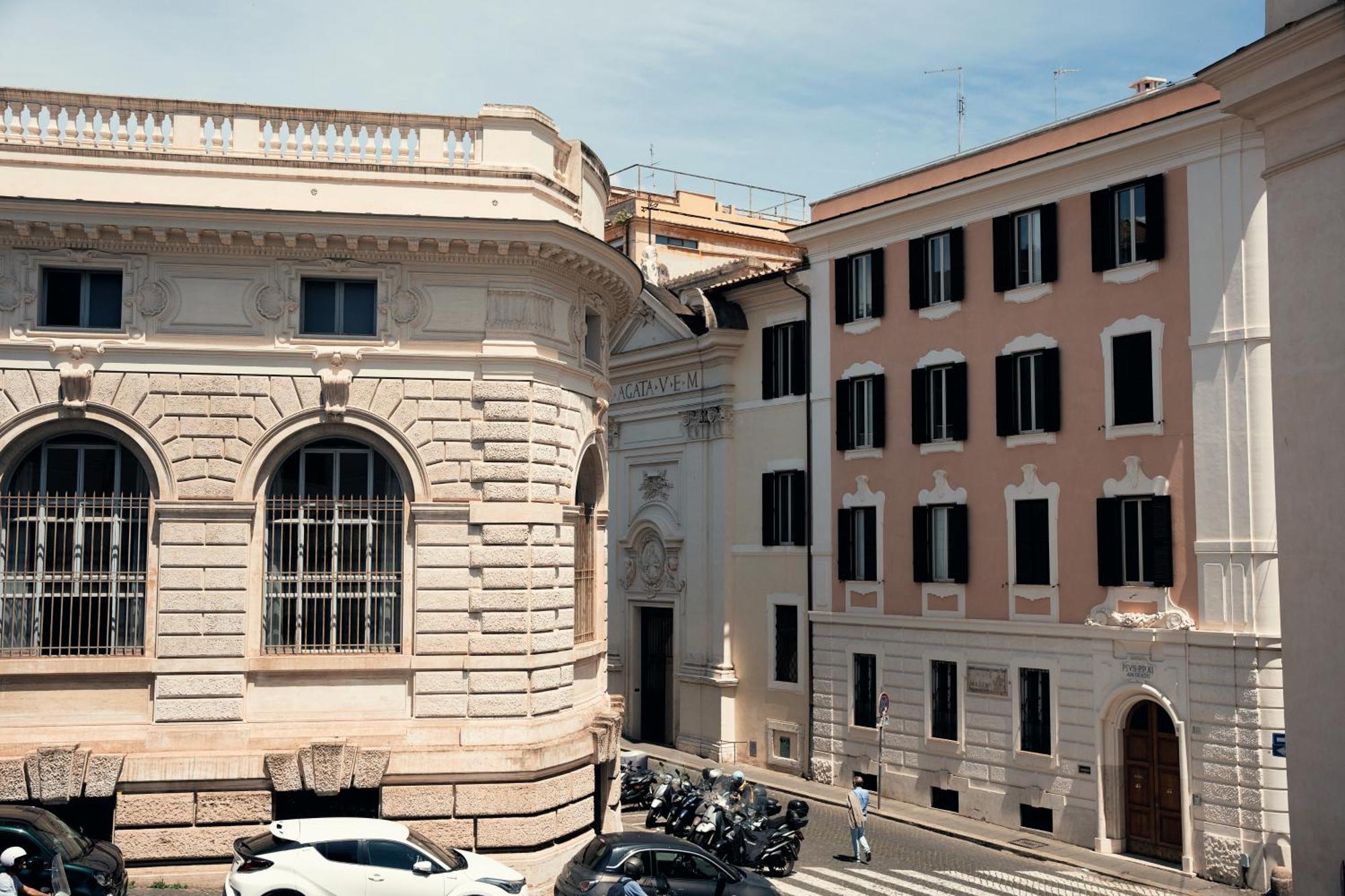 Naman Hotellerie - Monti Rome Luaran gambar